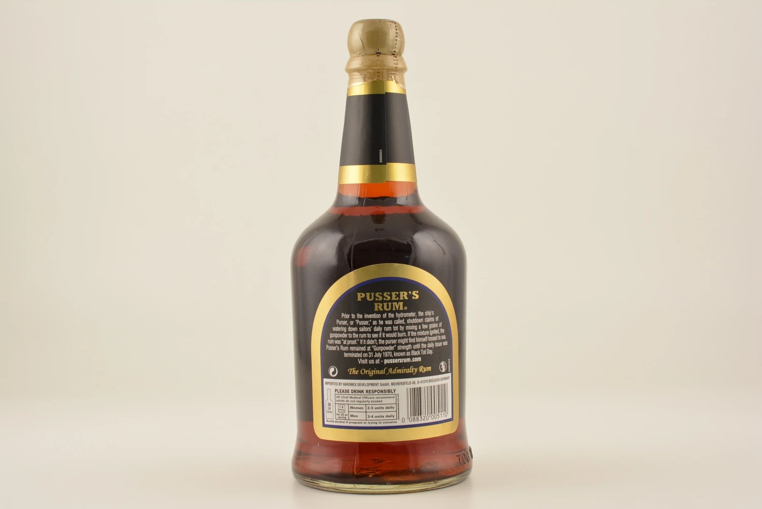Pussers British Navy Rum Black Label Gunpowder Proof 54,5% 0,7l 6 Pussers British Navy Rum Black Label Gunpowder Proof 54,5% 0,7l – Bild 4