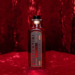 Quarantini Red Edition Gin 42% 0,5l -Spirituosen Verkaufsladen dsc07864